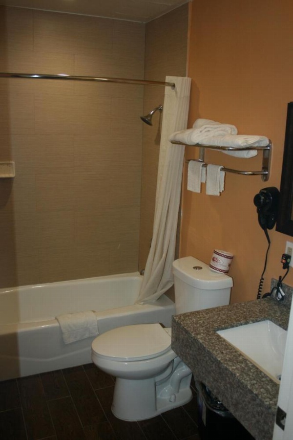 Deluxe Inn Hawthorne/ LAX image 50